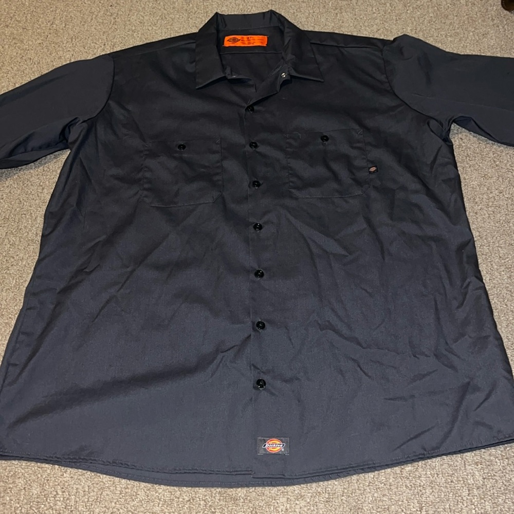 Dickies dark gray short sleeve button down shirt 2XL